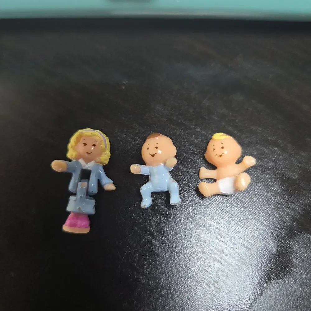 Vintage 1992 Polly Pocket Bluebird Babysitting Stamper with 3 Original Figures